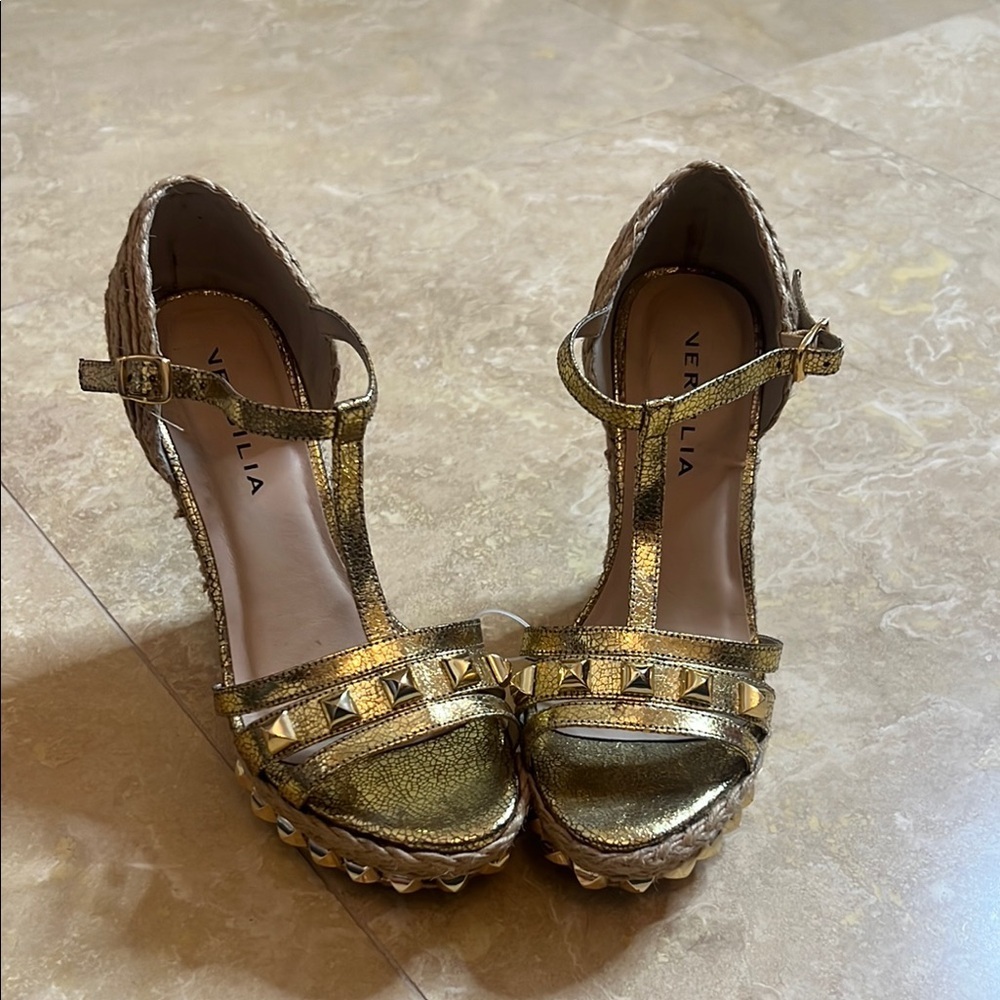 πGold Women's Shoesπ